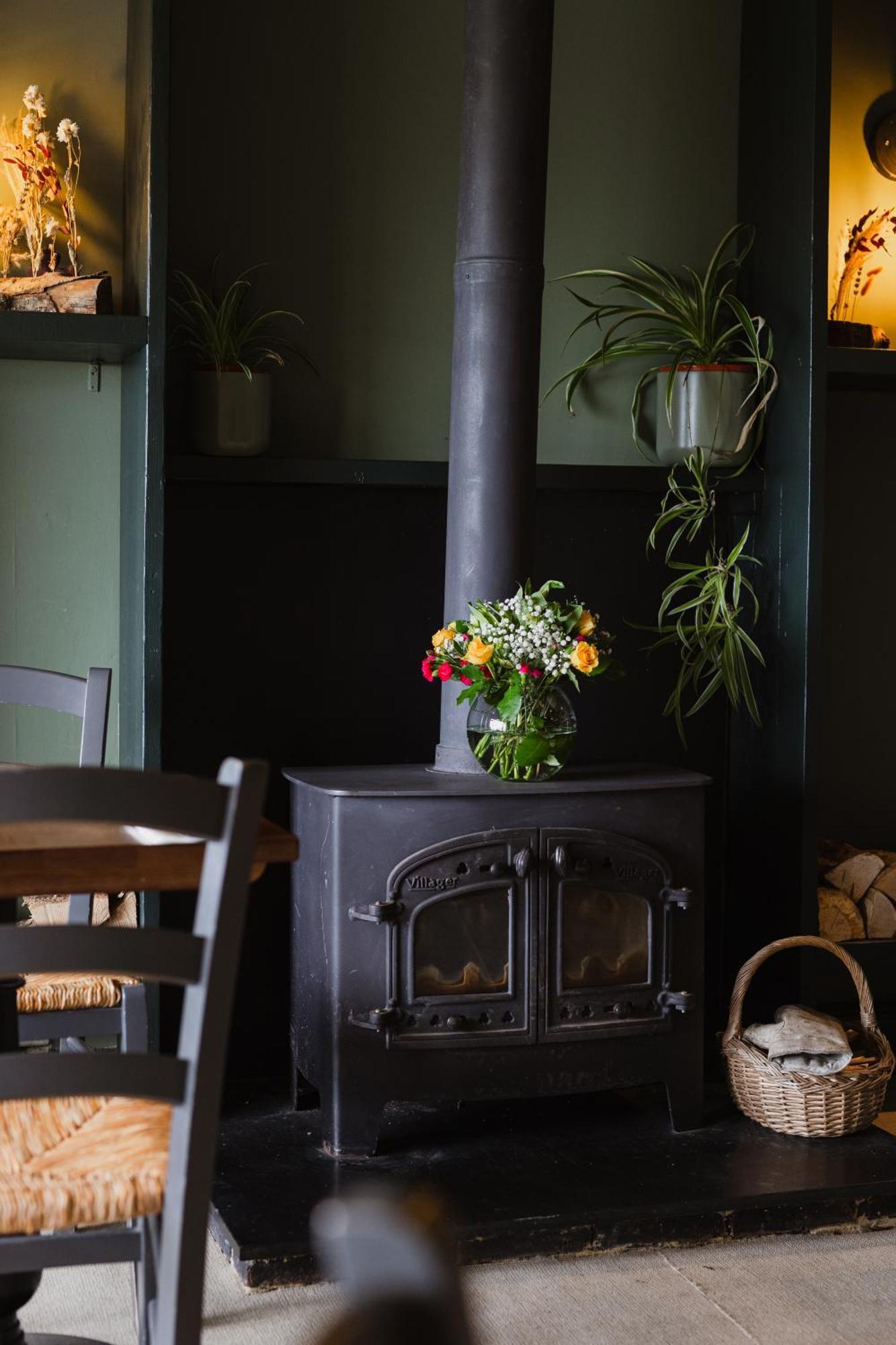 White Hart Inn Brightling Экстерьер фото